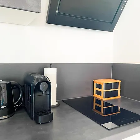 Contactless Self-check-in - Stayhere Studio 10 *
